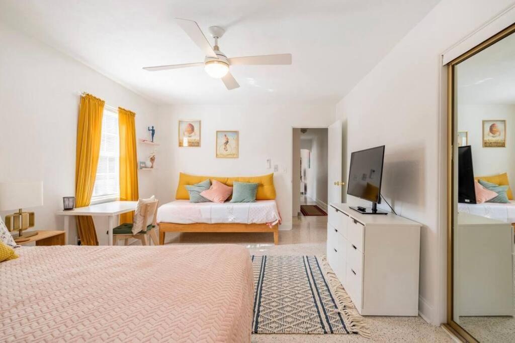 In The Center Of Gulfport, Min Away From The Beach! St. Petersburg Extérieur photo